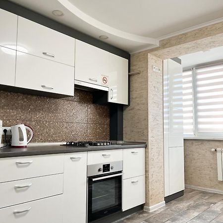 Appartamento 0147 New Flat Near Airport Zhulyany Sofievskaya Borshchagovka Kiev Esterno foto
